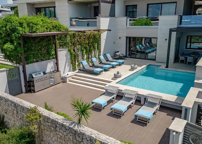 Luxury Prova 2 Malinska