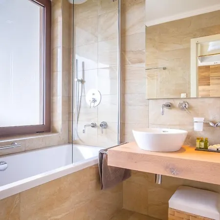 Luxury Prova 2 *