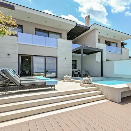 Luxury Prova 2